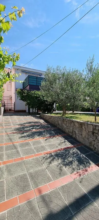 Apartmani Karla Baska