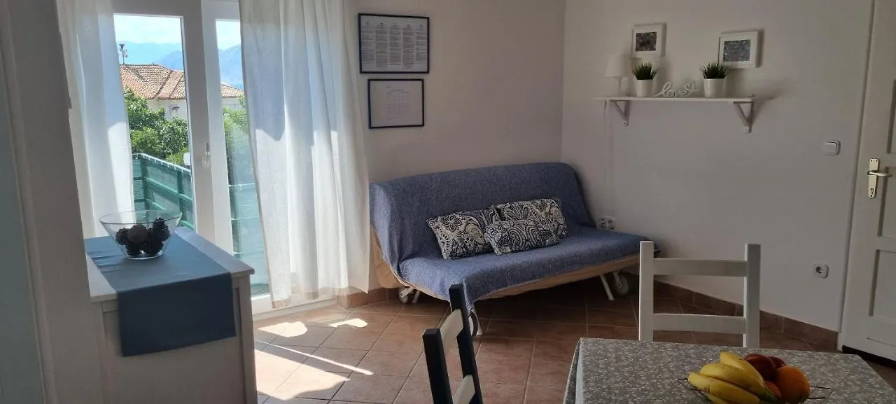 Apartment Apartmani Karla Baska